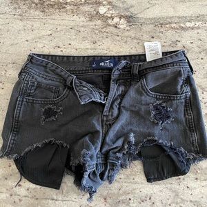 HOLLISTER JEAN SHORTS